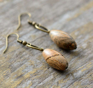 Boucle d'oreille olive en jaspe