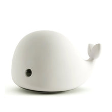 Charger l&#39;image dans la galerie, Lampe veilleuse Lily la Baleine